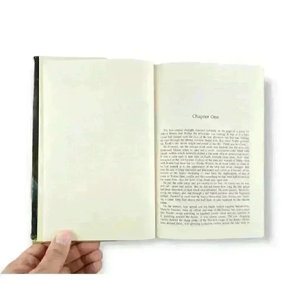 Vintage Science Fiction Book - Picture 5 of 10